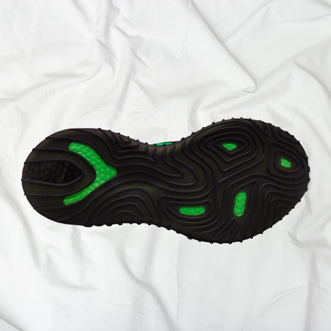 wide width sneakers